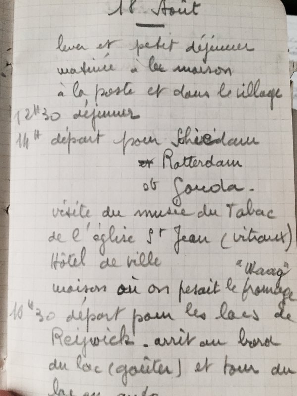 Et dedans, c'est un voyage en Hollande que tu racontes Madeleine ! Presque heure par heure #Madeleineproject https://t.co/6GPOpVjywa