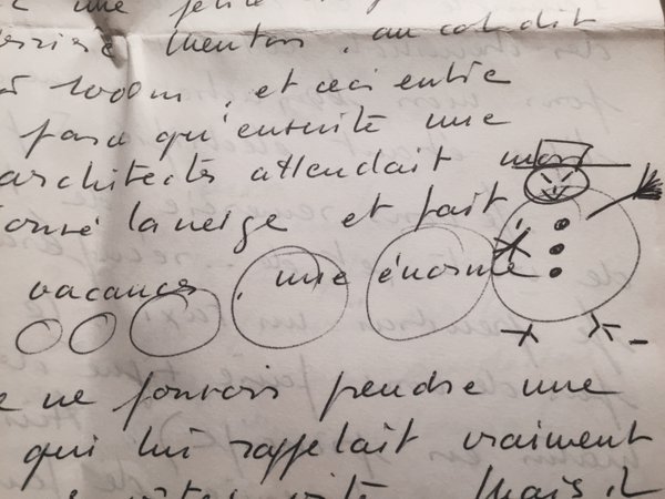 Et puis qui est Maud, celle qui fait des bonshommes de neige sur ses lettres ? #Madeleineproject https://t.co/CQo0OPWiFi